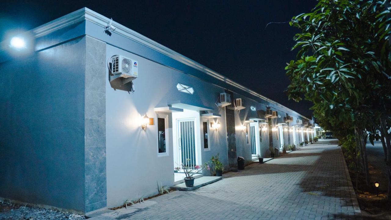 Sitiinggil Guest House Syariah Tegal  Buitenkant foto