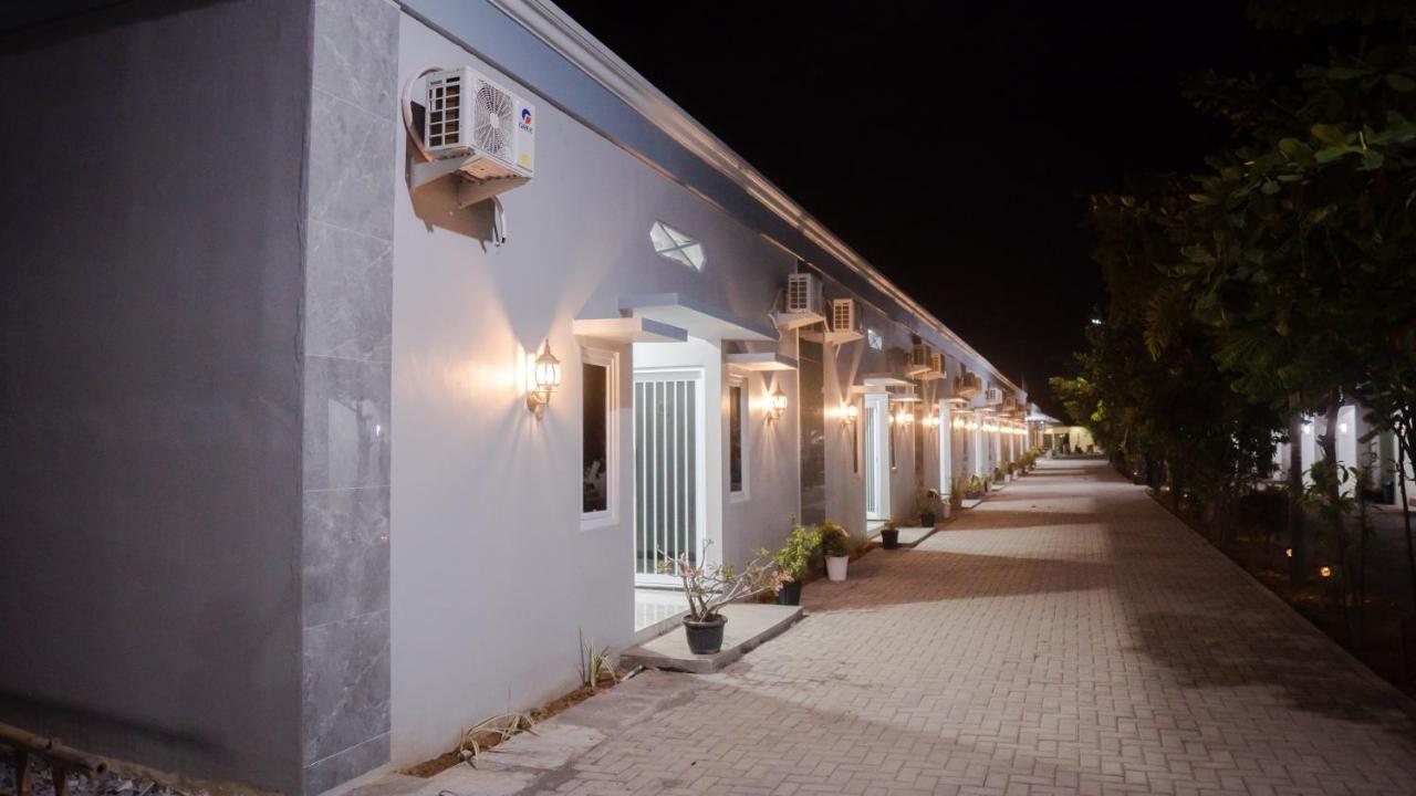 Sitiinggil Guest House Syariah Tegal  Buitenkant foto